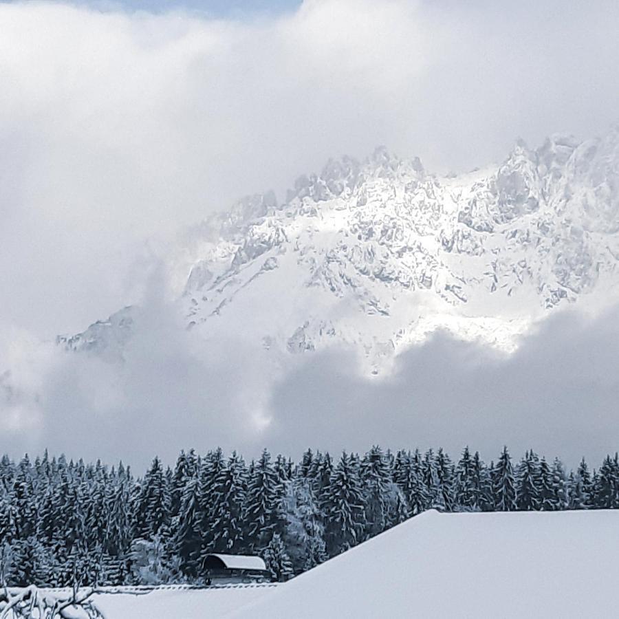 Privatzimmervermietung Foidlbauer Bed and Breakfast Oberndorf in Tirol Exterior foto